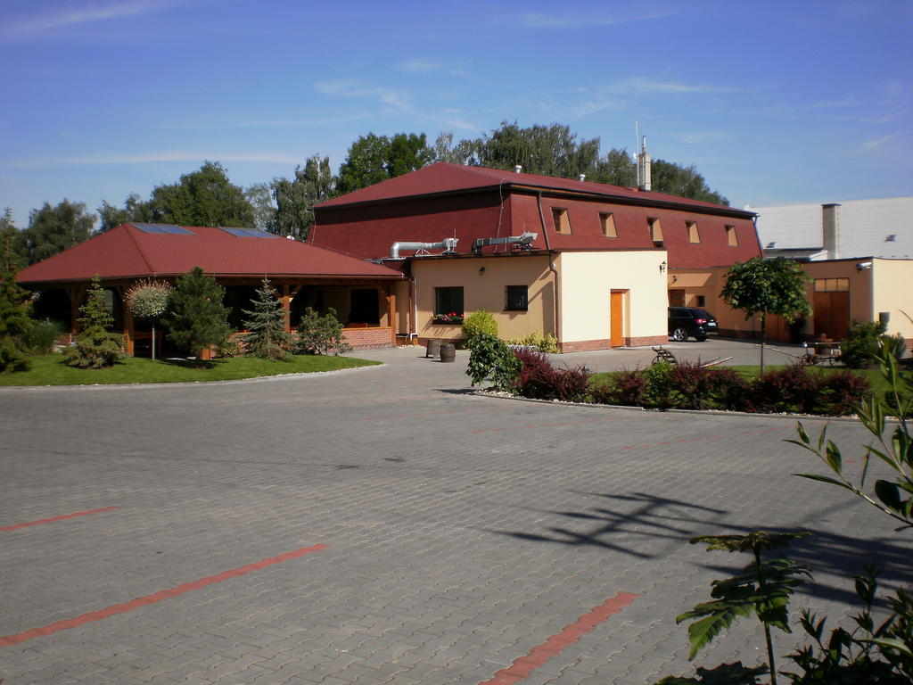 Penzion Na Netrebe Pardubice Exterior foto