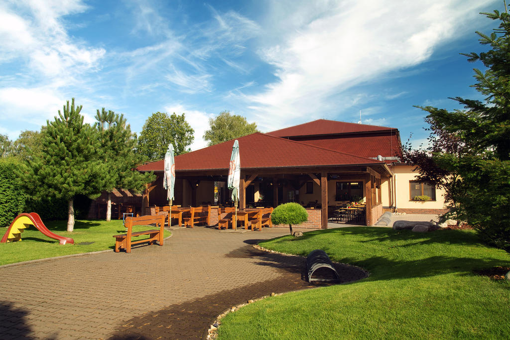 Penzion Na Netrebe Pardubice Exterior foto
